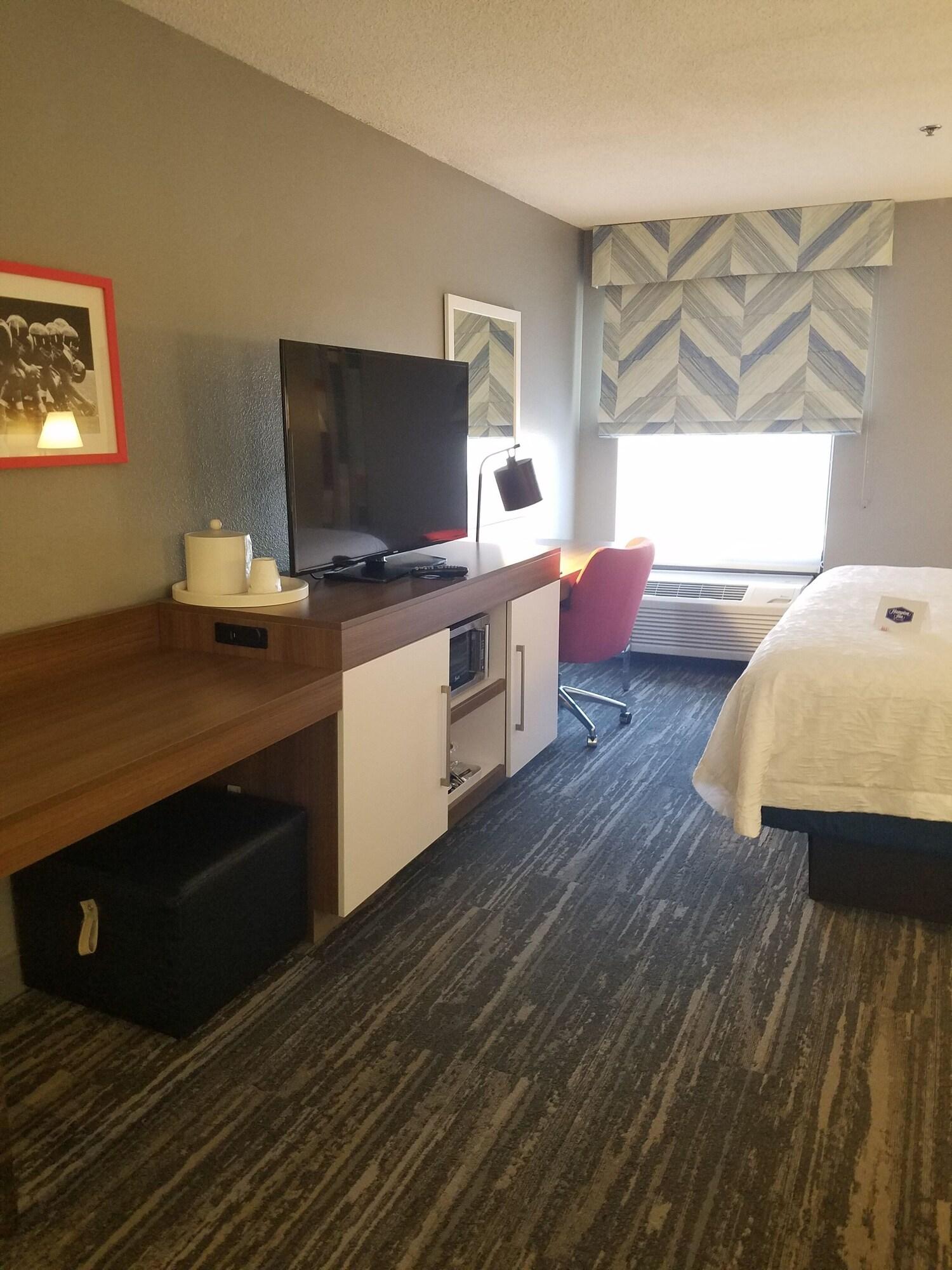Hampton Inn Kansas City Blue Springs Eksteriør billede