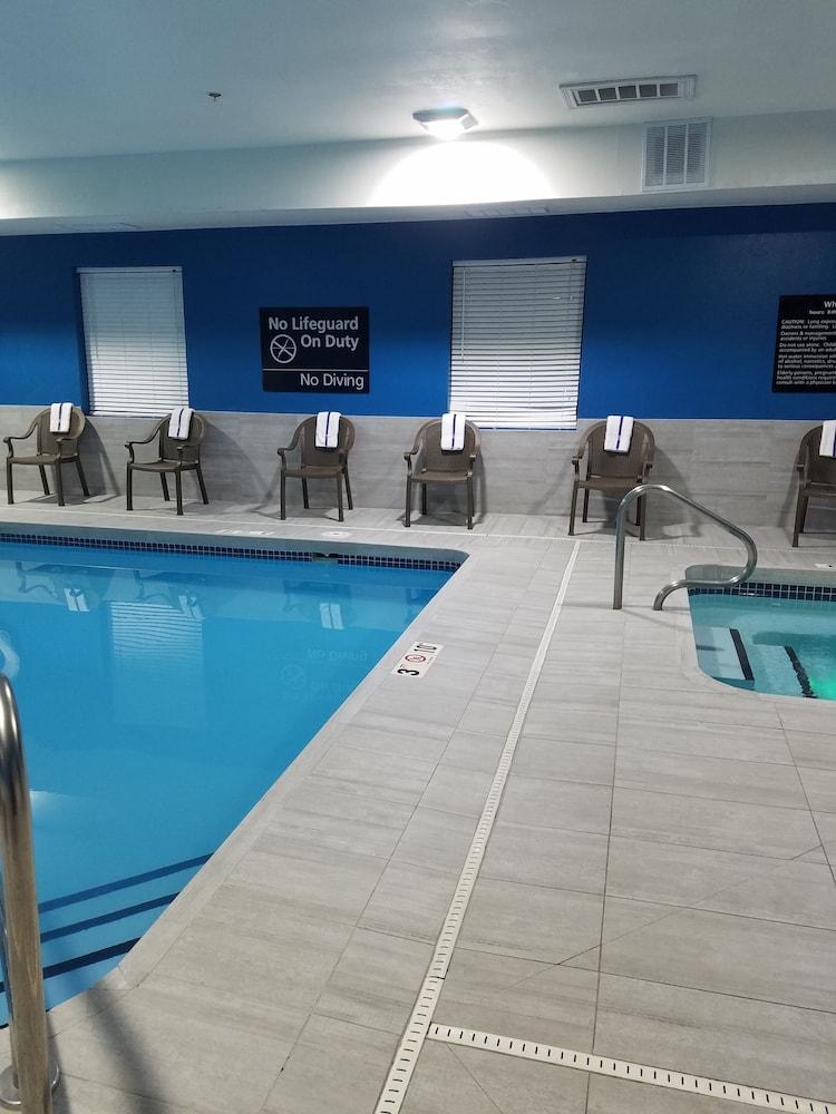 Hampton Inn Kansas City Blue Springs Eksteriør billede