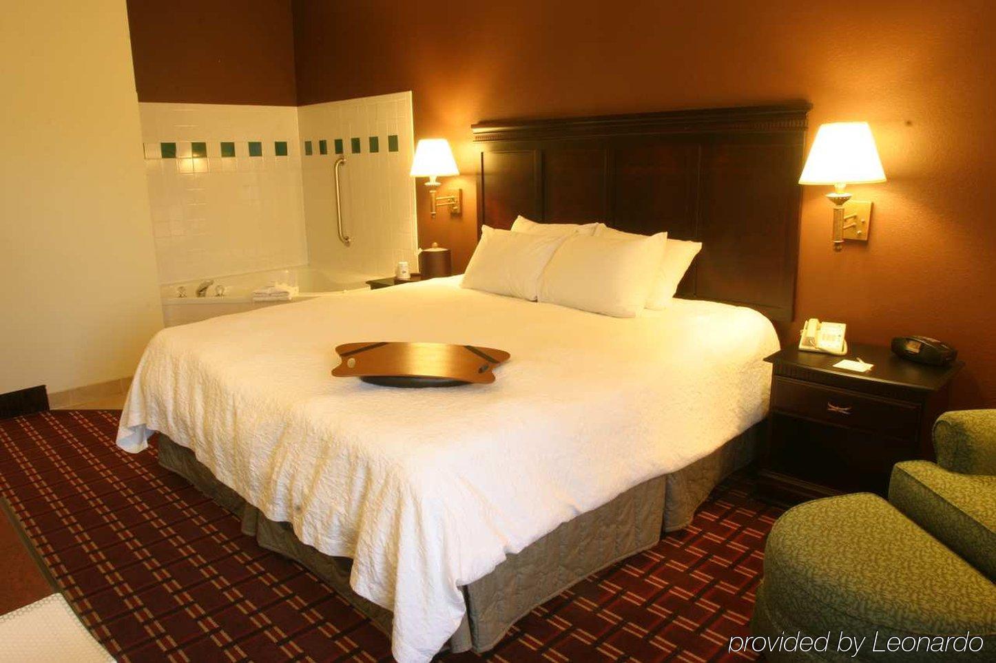 Hampton Inn Kansas City Blue Springs Eksteriør billede