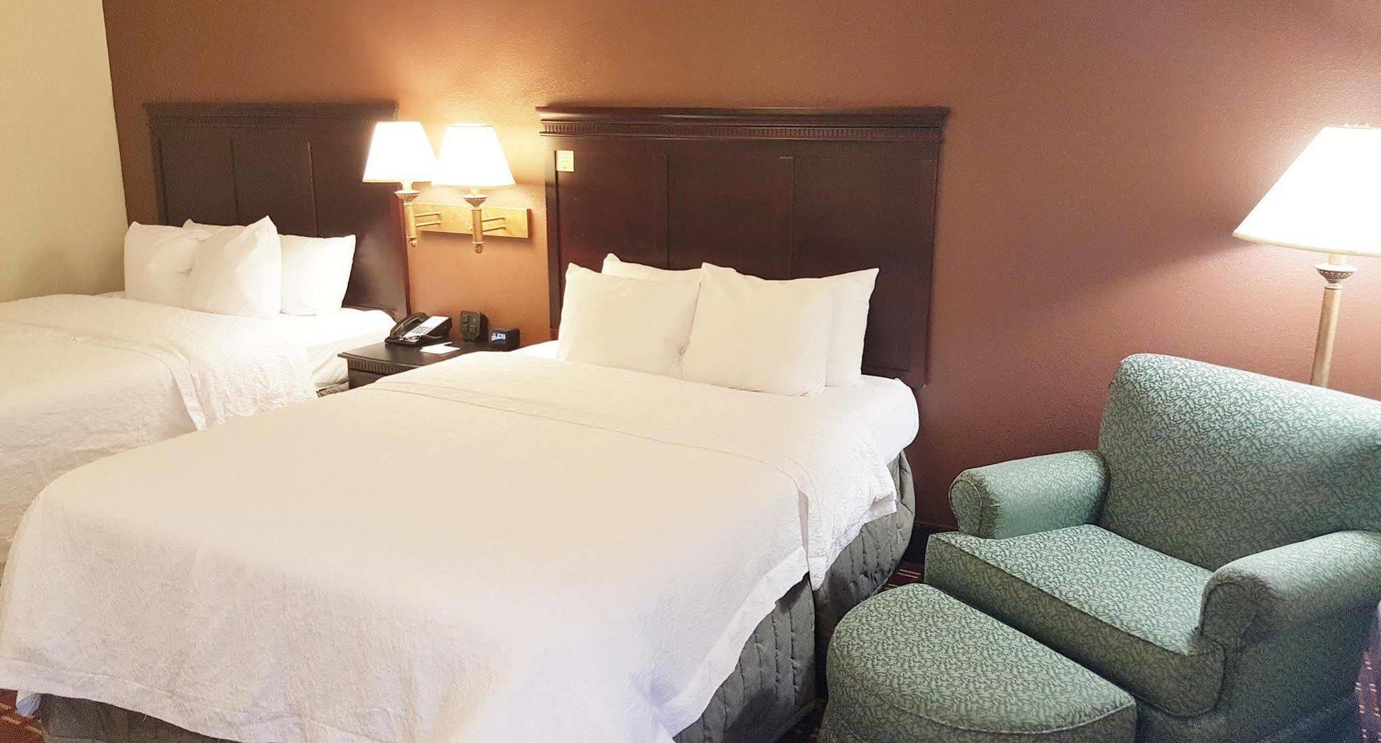 Hampton Inn Kansas City Blue Springs Eksteriør billede